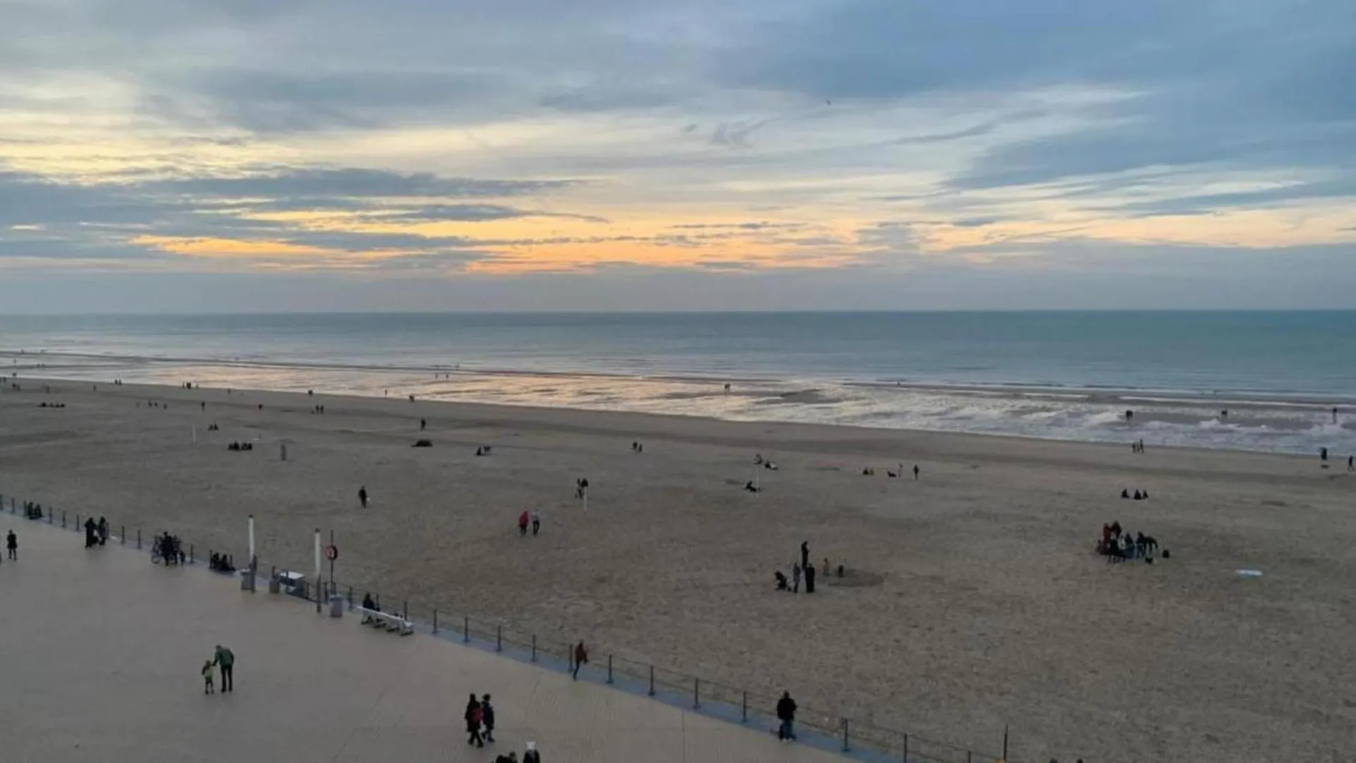 Apartment With Scenic View Ostende